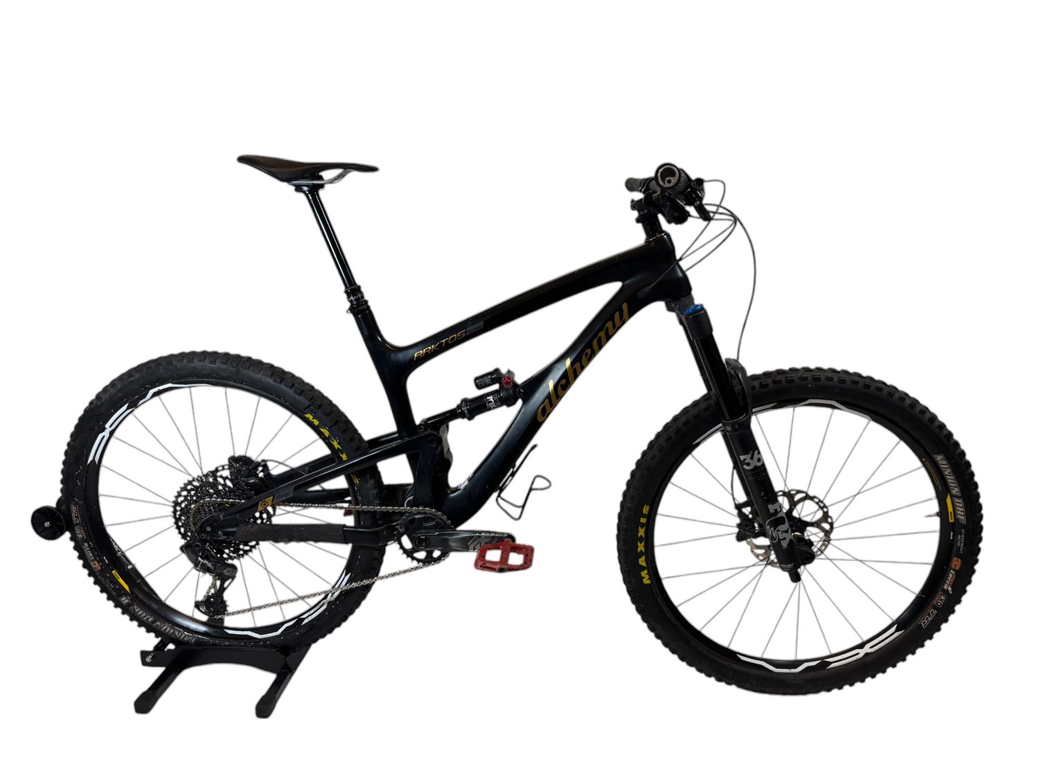 Large Alchemy Arktos Full Suspension Mountain Bike Large Alchemy Arktos Full Suspension Mountain Bike