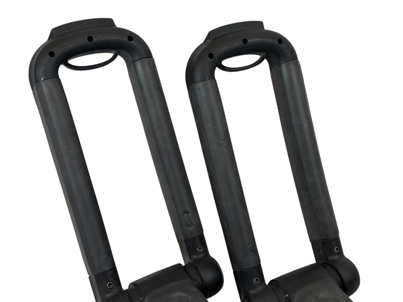 Thule Hull-A-Port Aero 838 Rooftop Kayak Rack