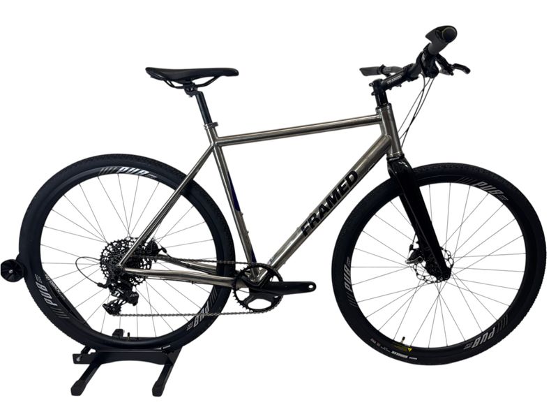 56cm Framed Basswood Titanium Flat Bar Gravel Bike
