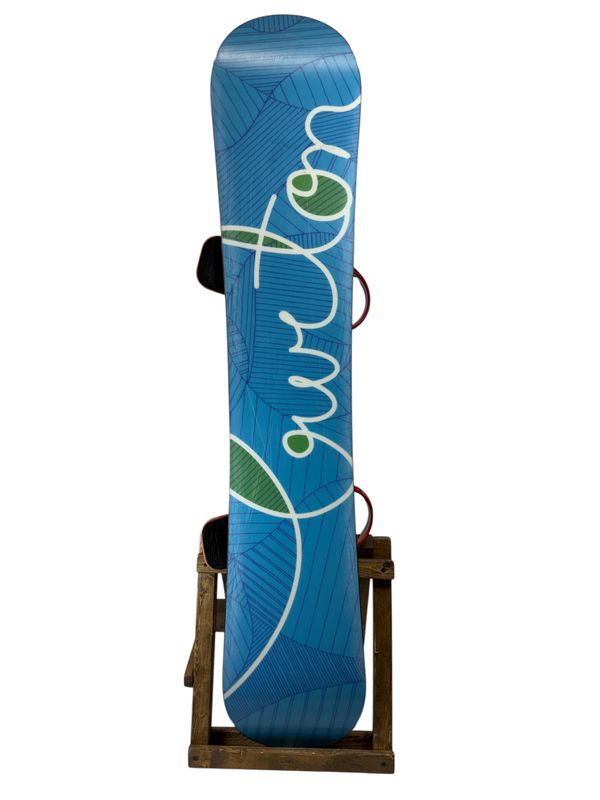 147cm Burton Lux Snowboard W/ Burton Freestyle Bindings