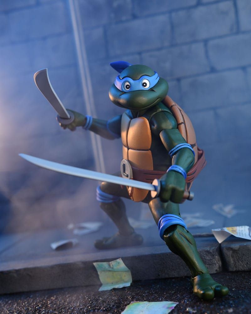 Tortues Ninja Cartoon - Figurine Ultimate Leonardo VHS - 18 cm