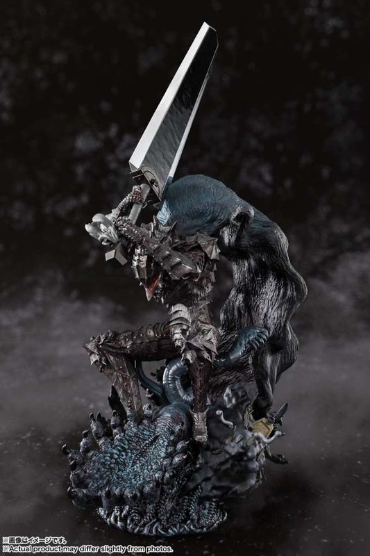Berserk - Statuette Figuarts ZERO Metallic Touch Guts Berserker Armor 35 cm - Tamahsii Nations