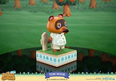 Animal Crossing: New Horizons - Statuette Tom Nook 22 cm - First 4 Figures