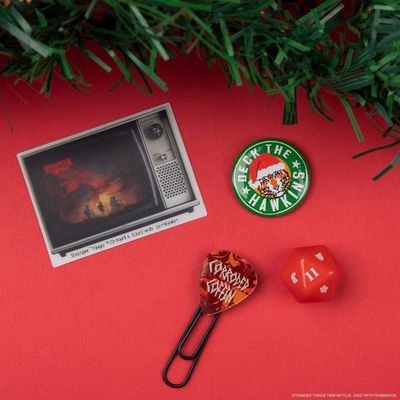 Stranger Things 4 calendrier de l'avent Group - Cinereplicas
