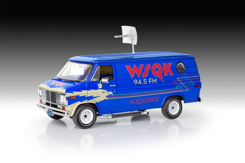 Stranger Things Model Kit 1/25 Squawk Van (Aqua Color) 21 cm - Revell