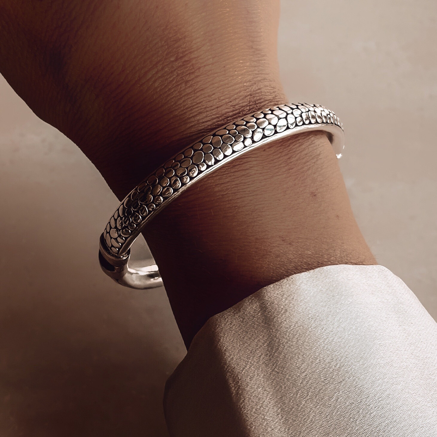 Pulsera WEST
