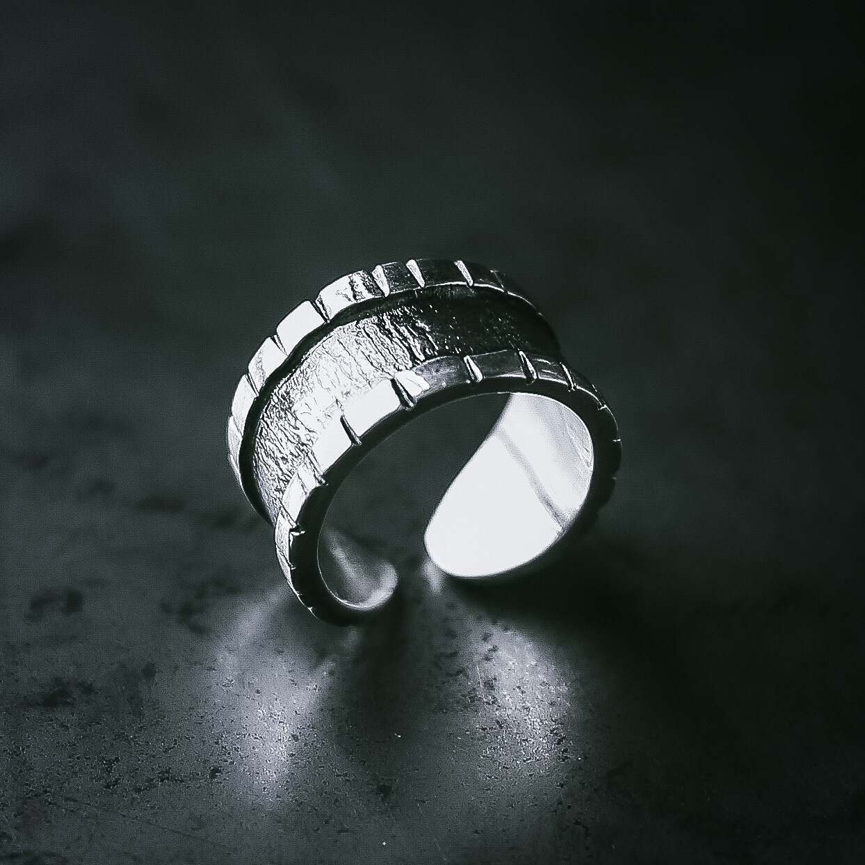 Anillo de hombre en Plata 925.