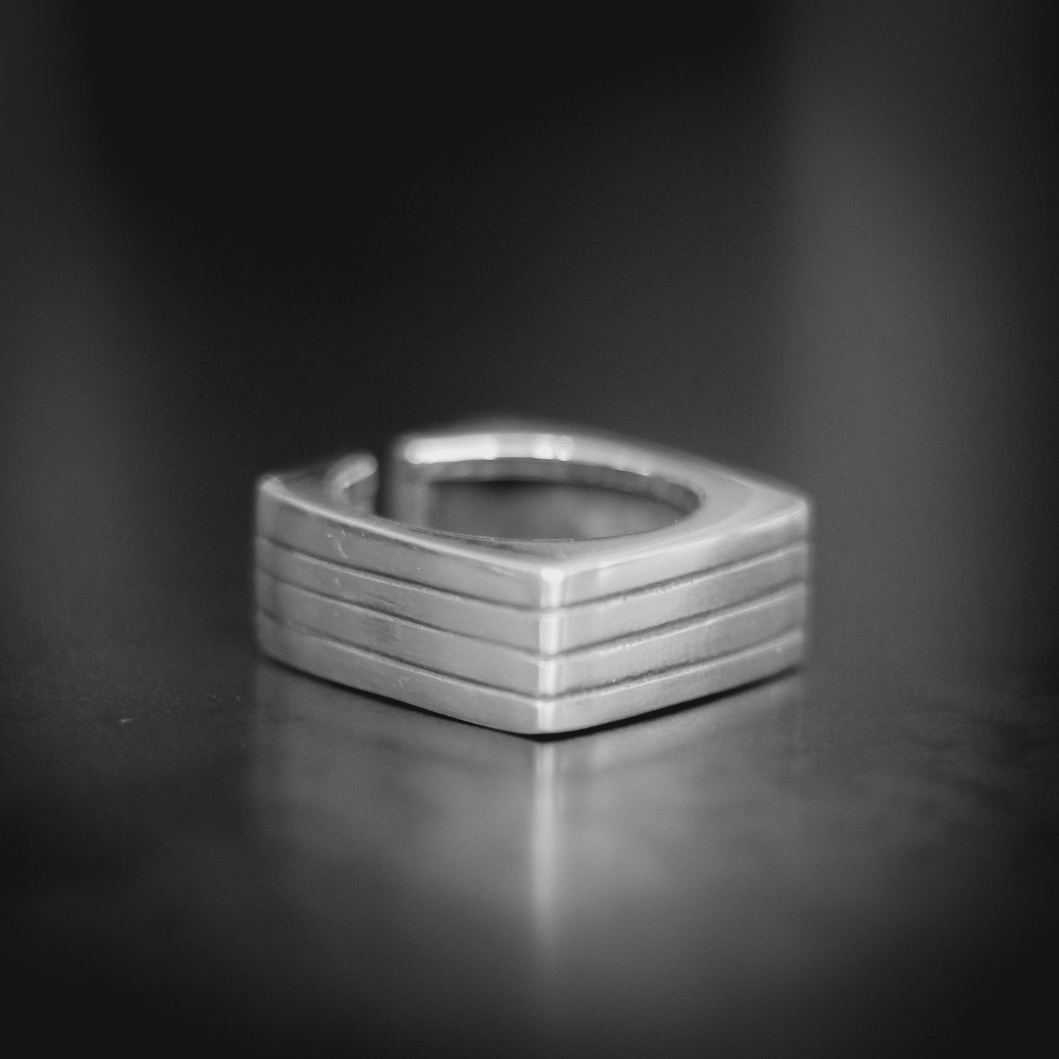 Anillo SQUARE