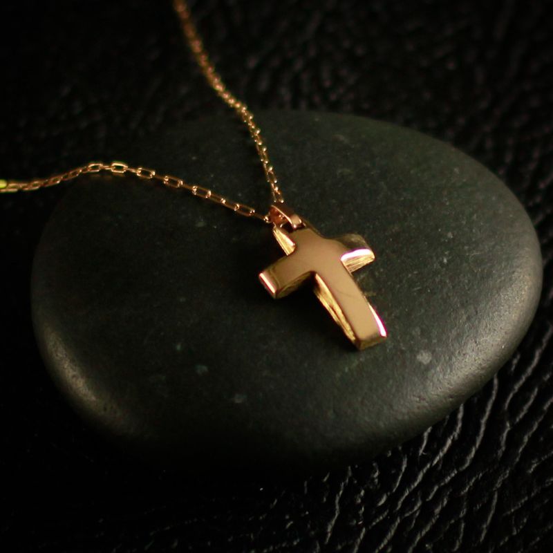 Cruz SANCTUS oro 18k