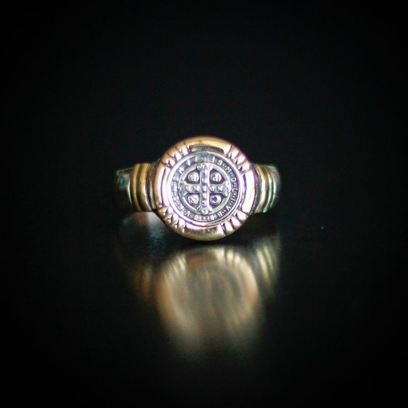 Anillo San Benito VIRTUE