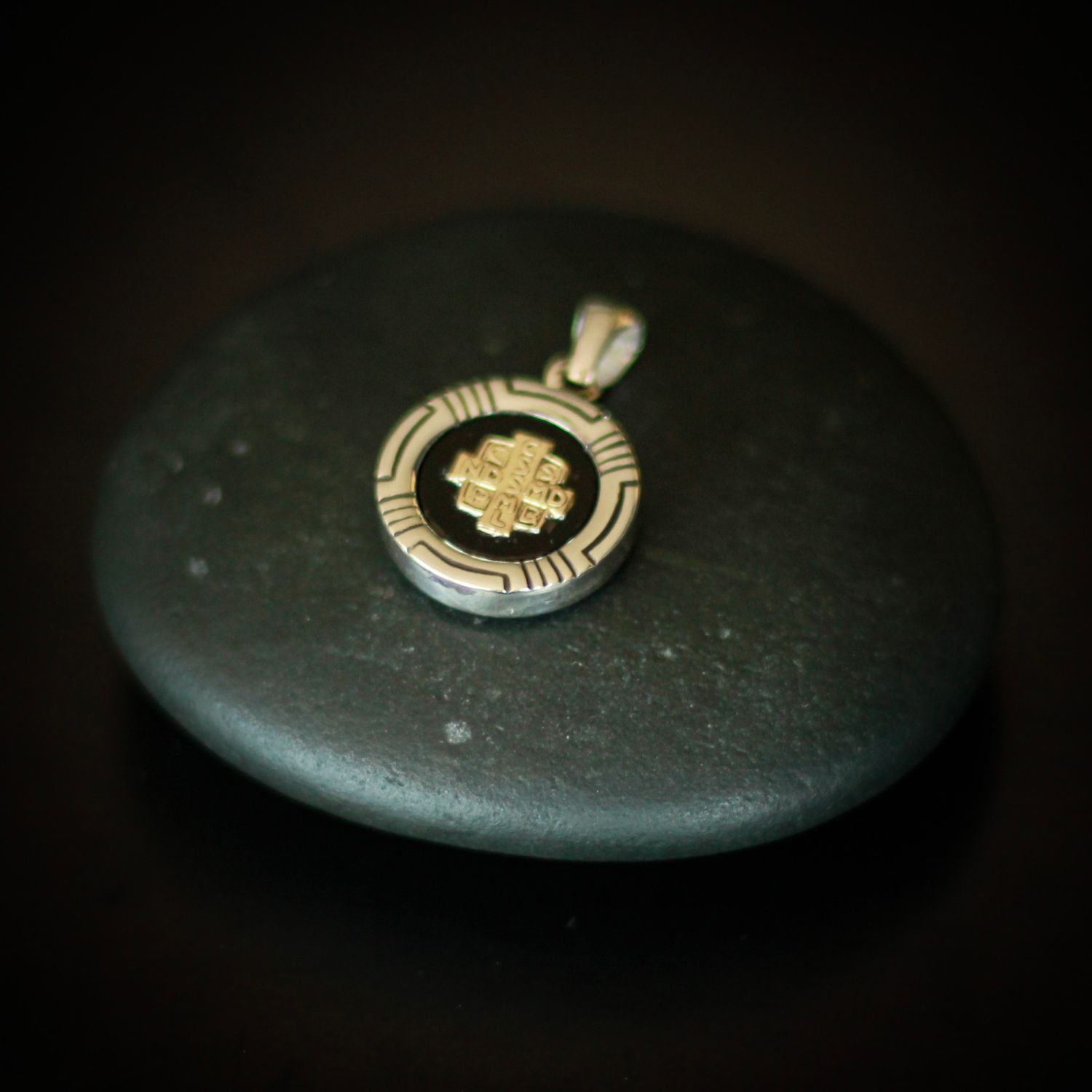 Medalla San Benito ONIX BENEDICTUS