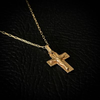 Cruz JESÚS oro 18k