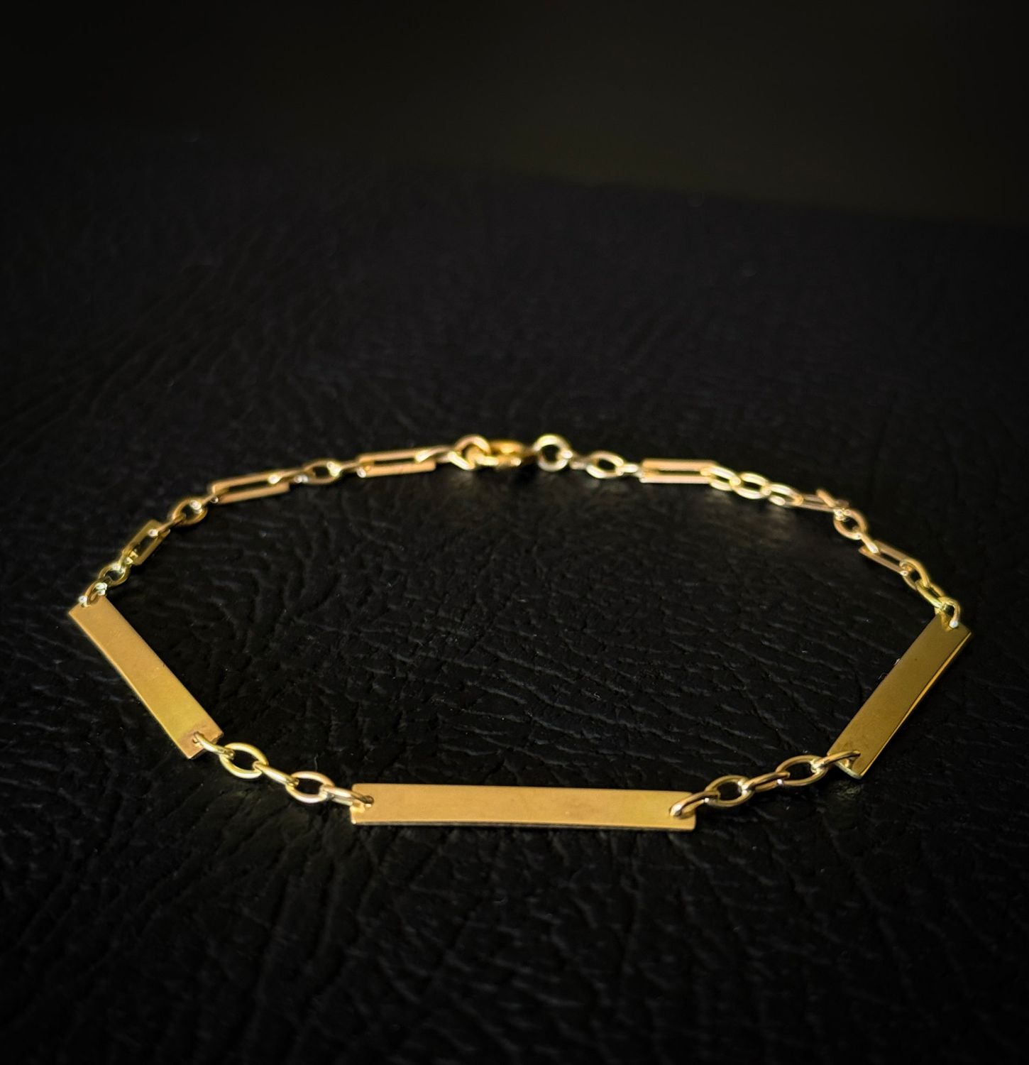 Pulsera CARTAGO oro 18k