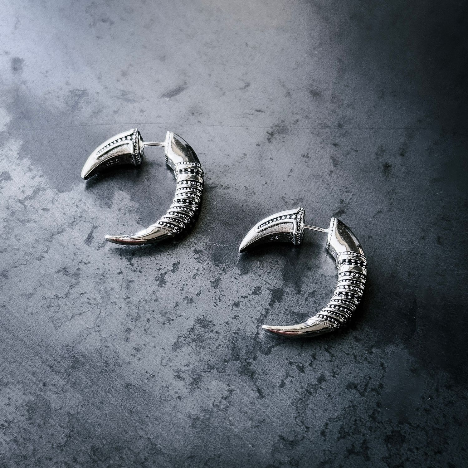 Aros THORN