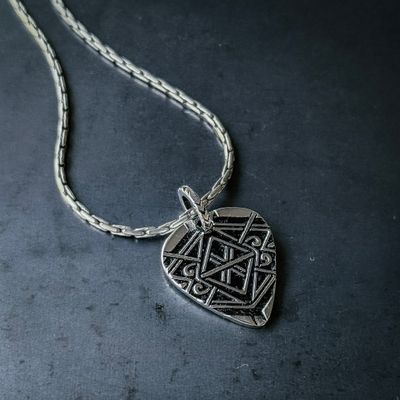 Colgante PUA MAORI
