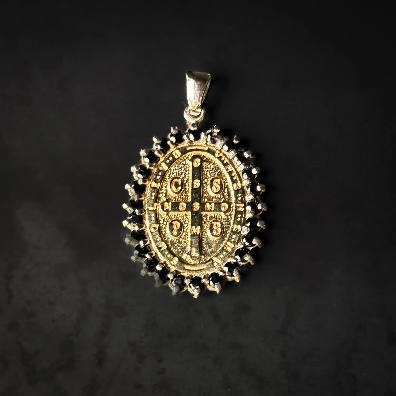 Medalla San Benito OVAL &quot;L&quot;