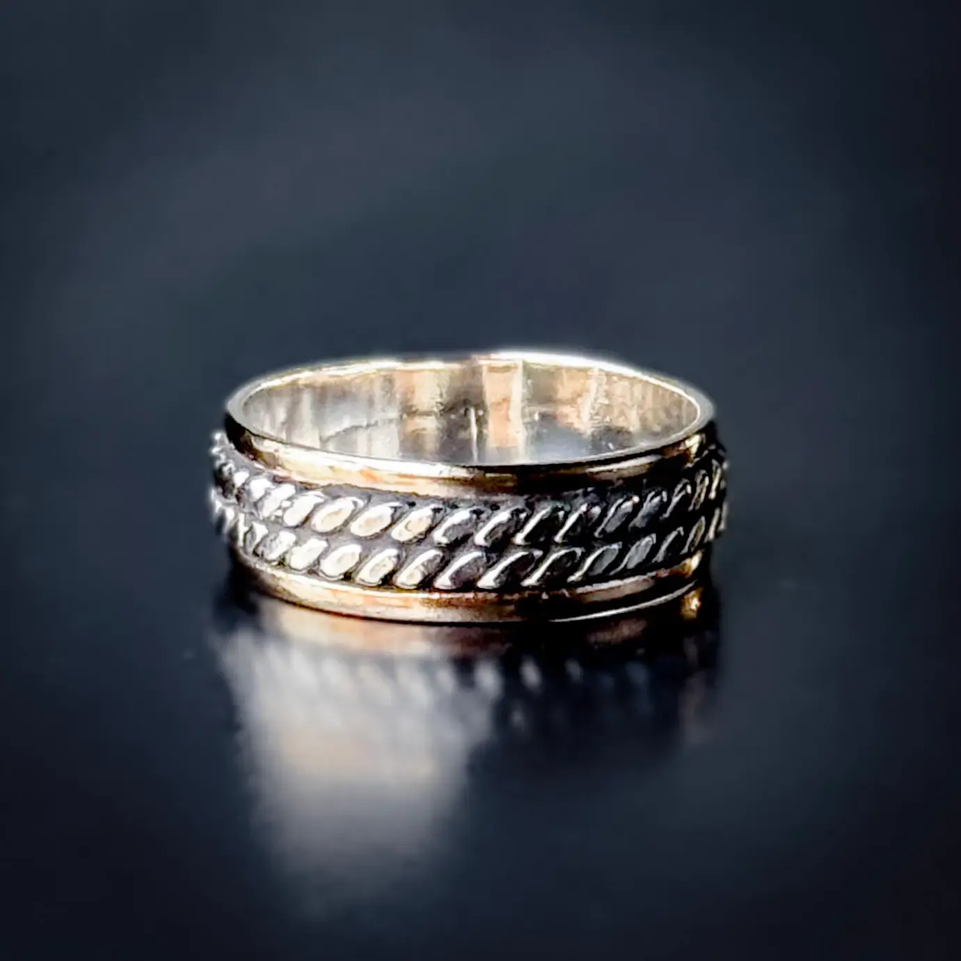 Anillo ESPIGADO