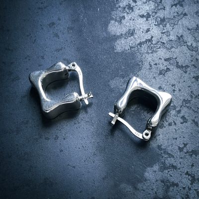 Aros de Mujer, estilo argolla de Plata. 