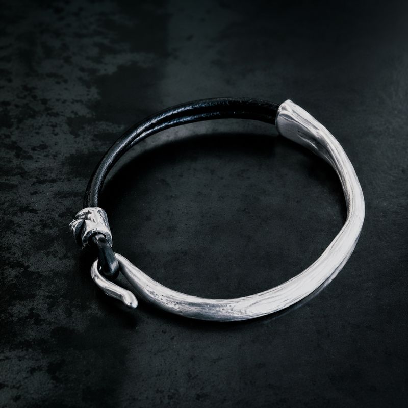 JOYERÍA EN CUERO