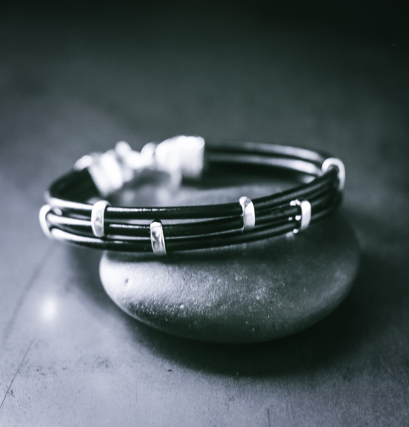 Pulsera Cuero MALBA