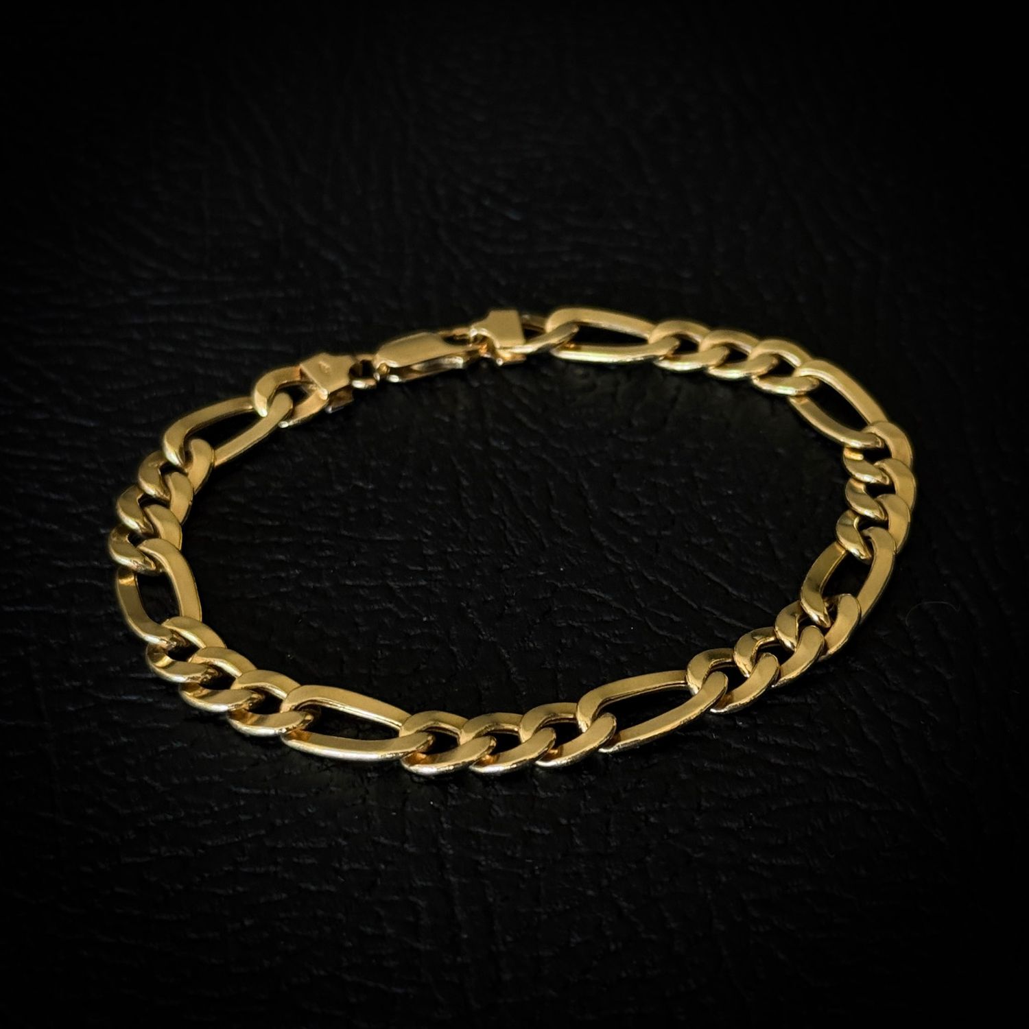Pulsera THAR oro 18k