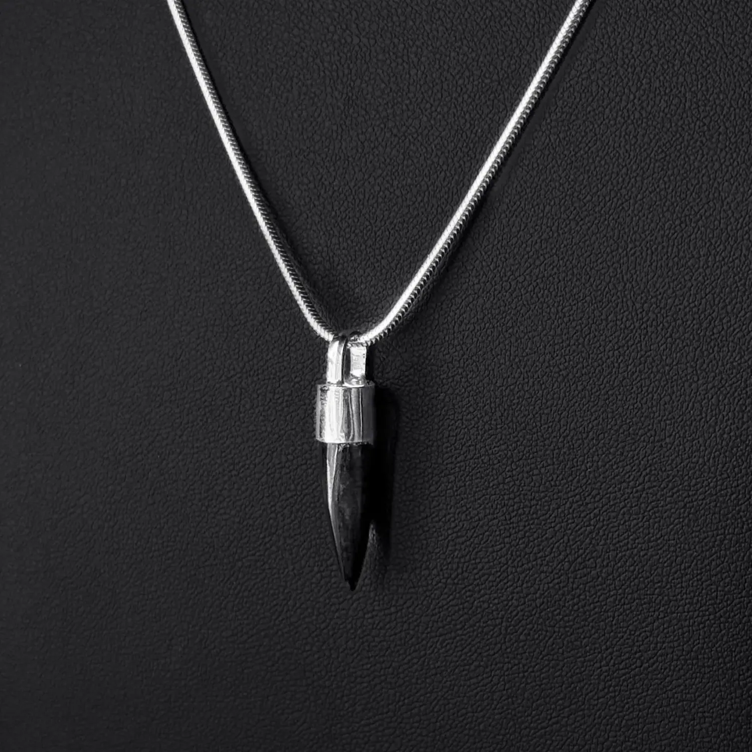 Colgante obsidiana VORNAIR