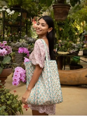 The Fox and The Mermaid Reversible Quilted Block Printed Market Bag in Beige Floral