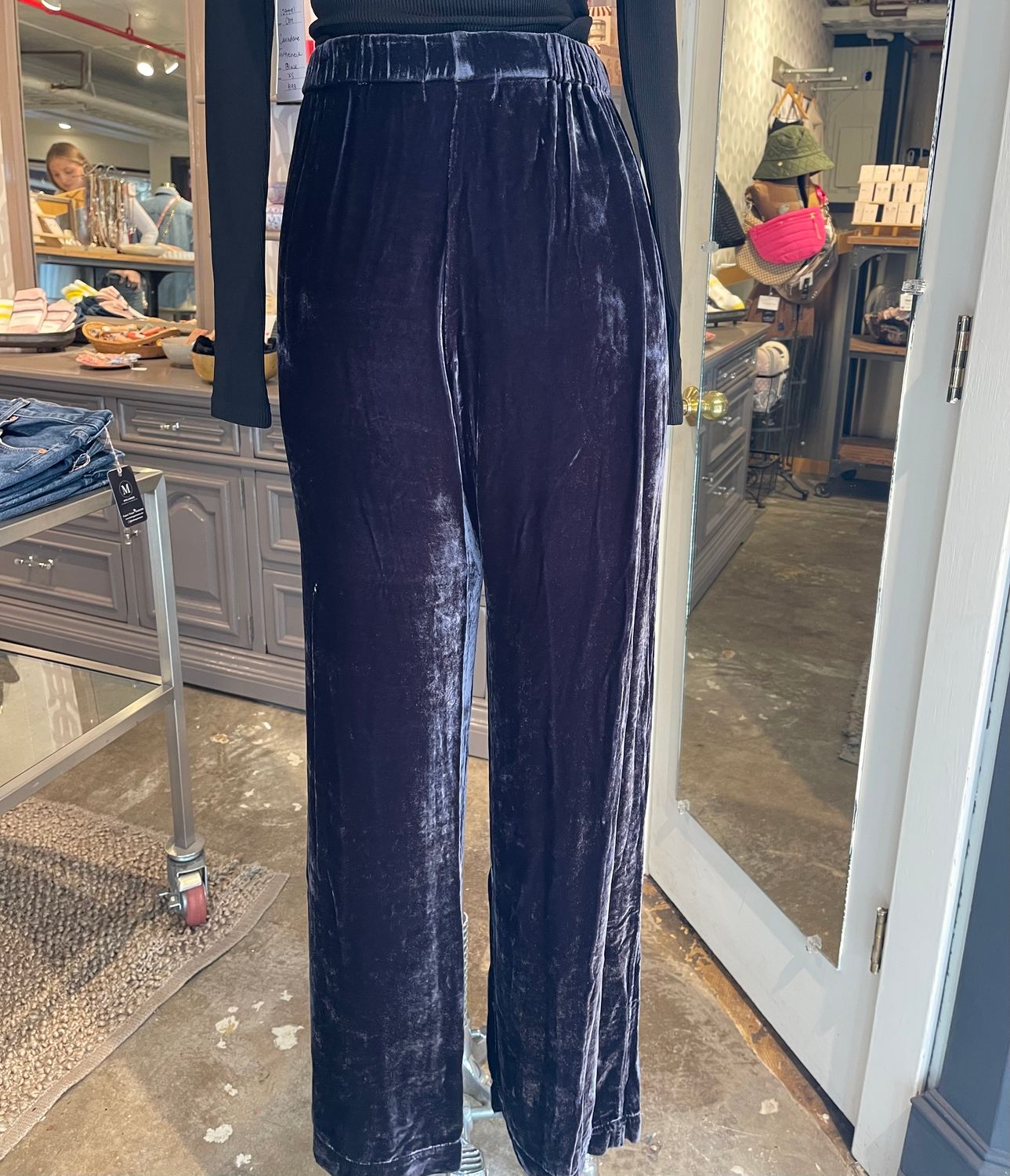 Velvet Sorine Silk Velvet Pant in Navy