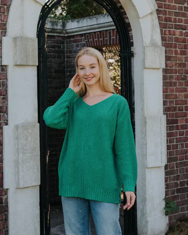 Avalin Center Seam N Neck Seed Stitch Sweater in Kelly Green