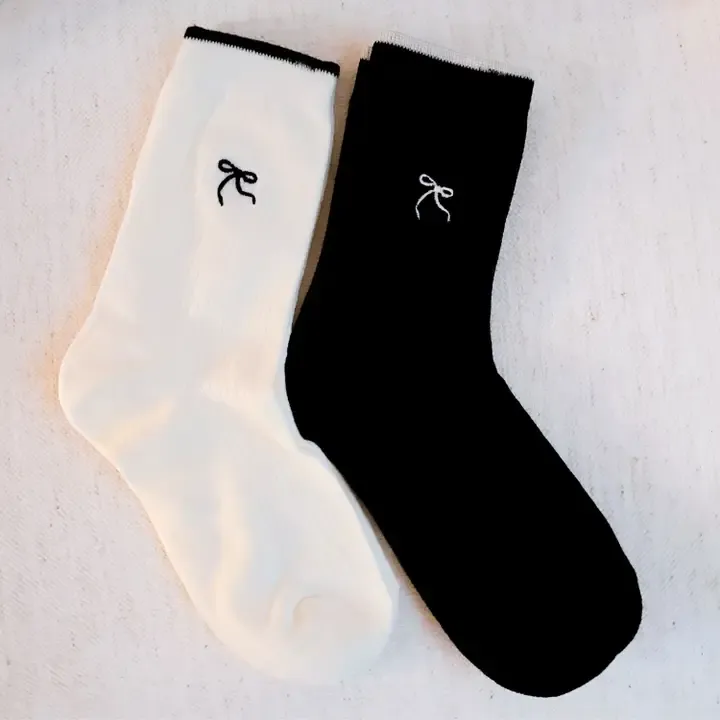 Ellison + Young Simply Bow Socks Set of 2 Ellison + Young Simply Bow Socks Set of 2