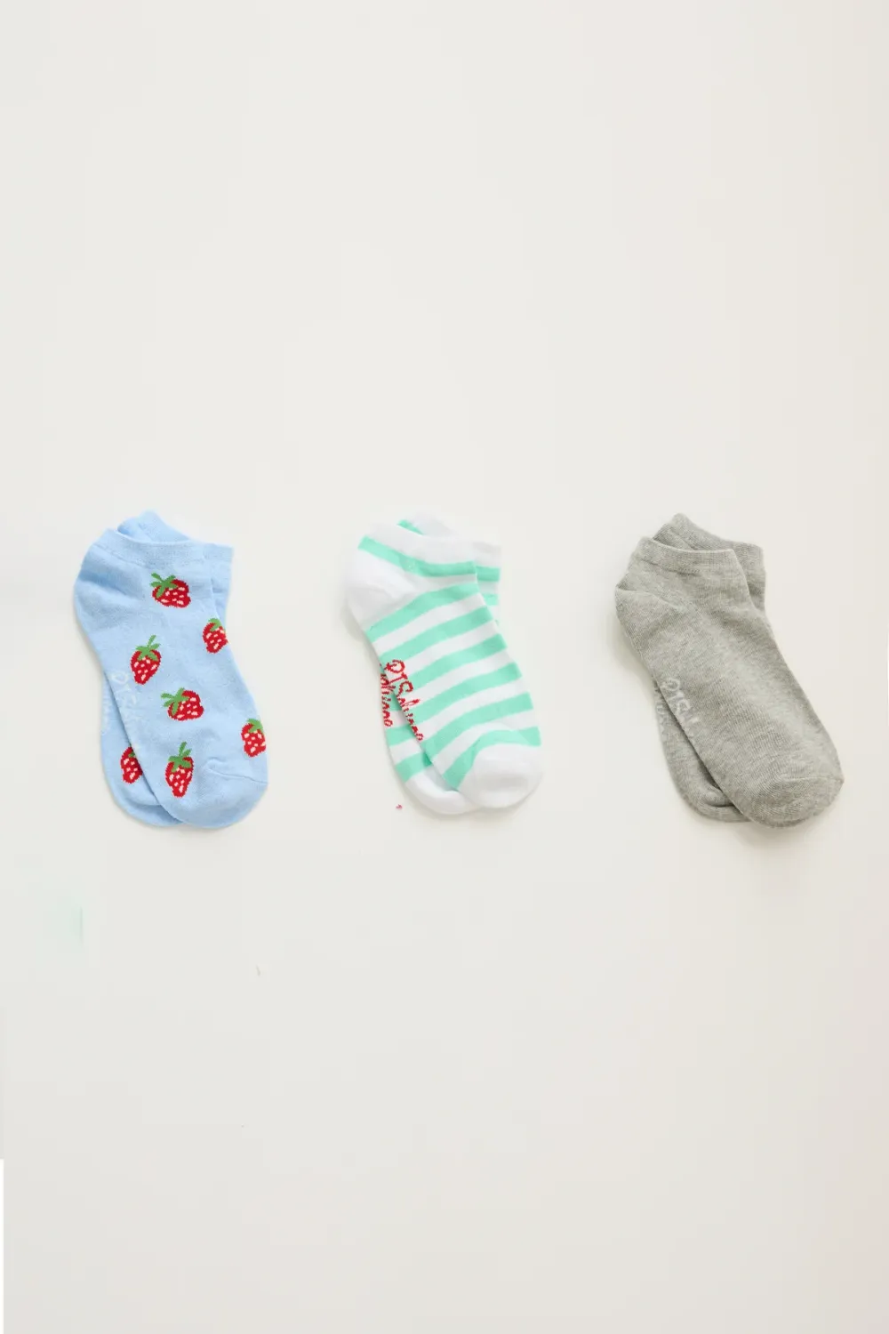 PJ Salvage Strawberry 3-Pack No Show Socks in Multi
