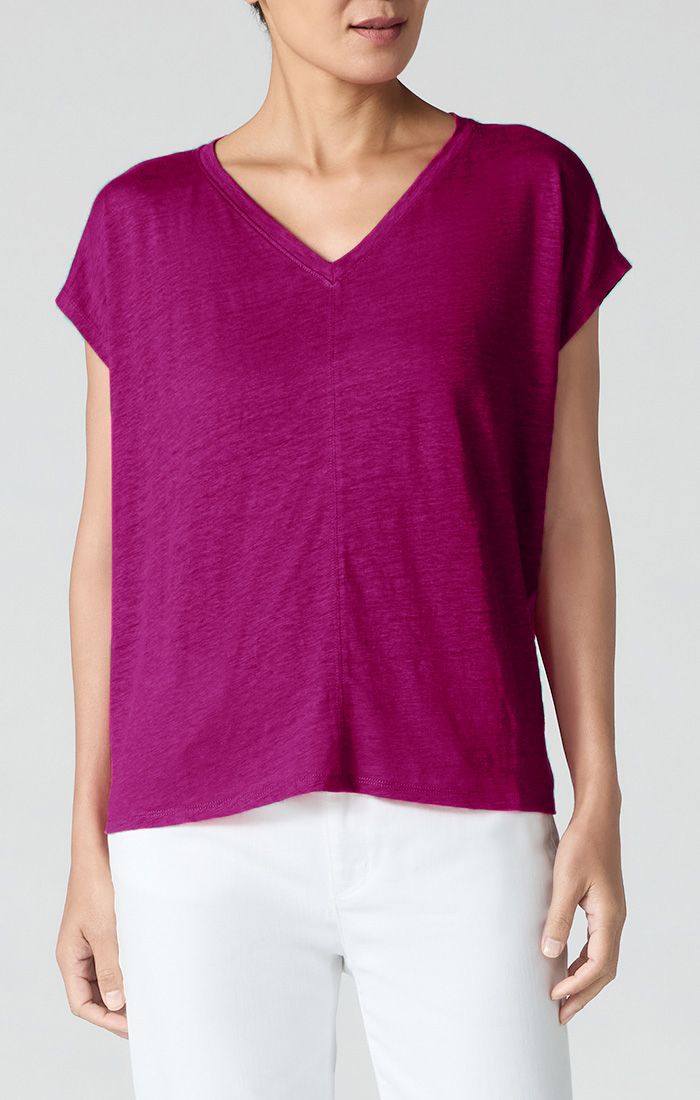 Eileen Fisher Organic Linen Jersey V Neck Square Tee in Sangria