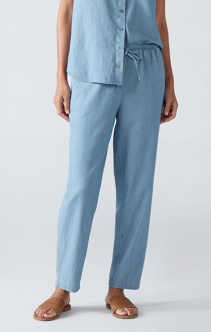 Eileen Fisher Airy Organic Cotton Twill Tapered Ankle Pant with Drawstring in Washed Indigo