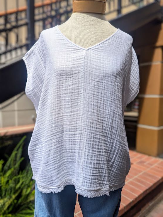 Eileen Fisher Organic Cotton Lofty Gauze V Neck Square Top in White