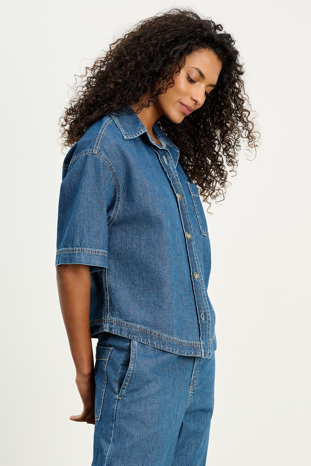 Velvet Kaddy Denim Short Sleeve Top in Classic
