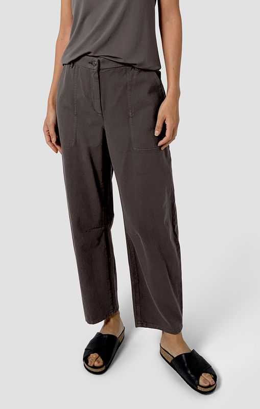 Eileen Fisher Garment Dyed Utility Cotton Ankle Barrel Pants with Pockets in Rye