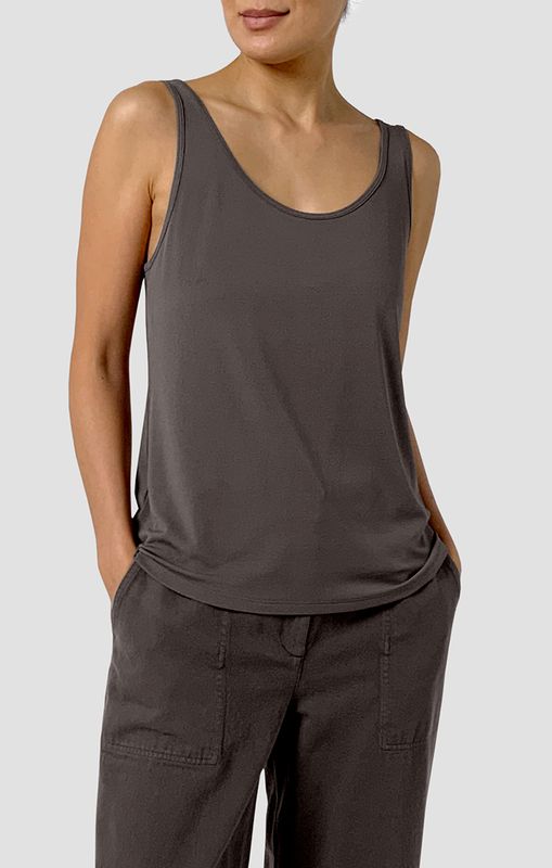 Eileen Fisher Stretch Silk Jersey Scoop Neck Slim Tank in Rye