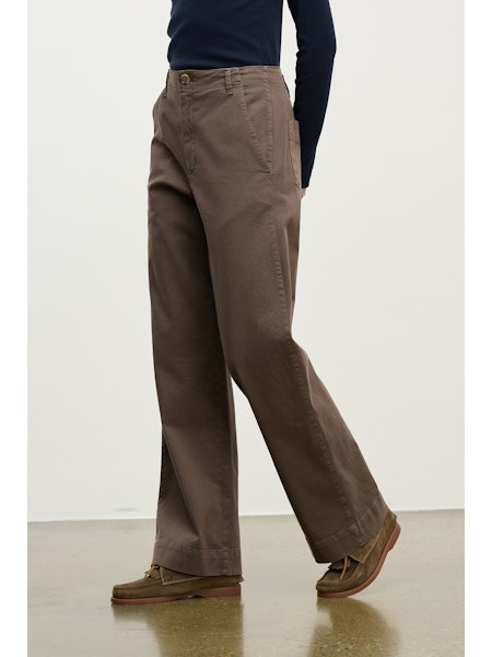 Velvet Den Pant in Malt