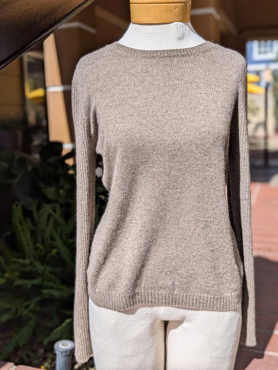 Estheme Cashmere Round Neck Sweater with Ribbed Sleeves in Toast
