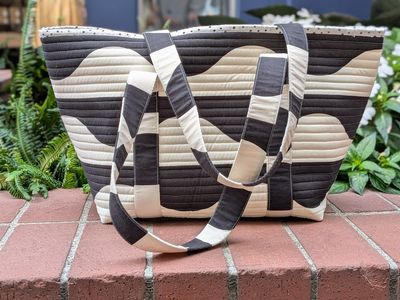 Collins Collective Jolene Medium Everyday Tote in Black/White Groove Collins Collective Jolene Medium Everyday Tote in Black/White Groove