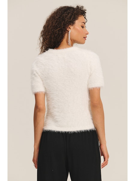 Velvet Kit Feather Yarn Sweater in Milk