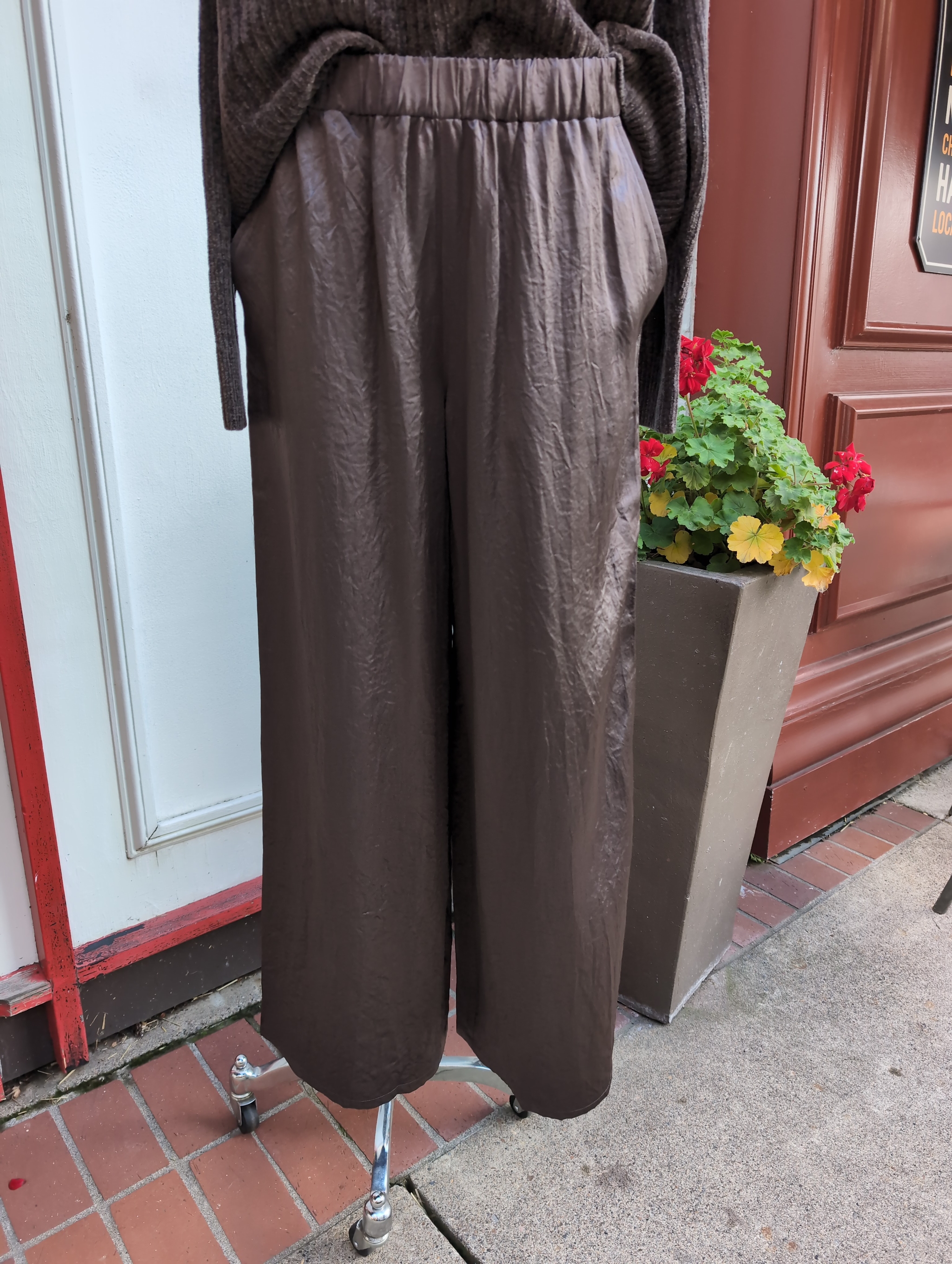 Eileen Fisher Textured Satin Wide Ankle Pant in Rye