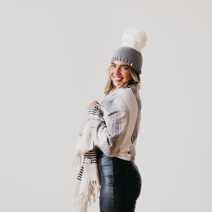 Pretty Simple Alpine Snow Beanie in Gray/White