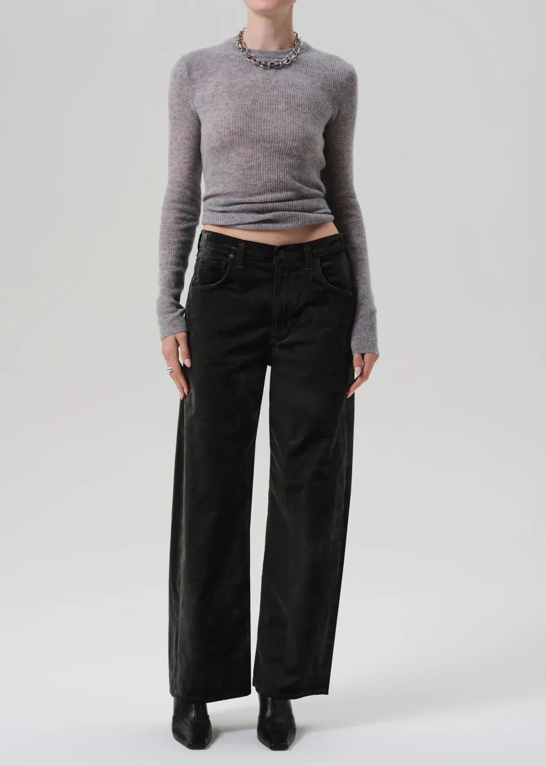 Citizens of Humanity Ayla Baggy Velvet Jean in Olive Leaf Citizens of Humanity Ayla Baggy Velvet Jean in Olive Leaf