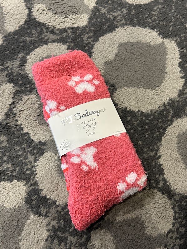 PJ Salvage Paw Print Fuzzy Crew Socks PJ Salvage Paw Print Fuzzy Crew Socks