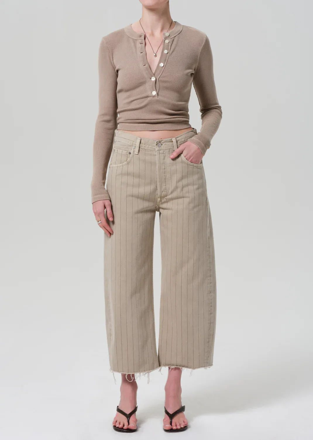 Citizens of Humanity Ayla Raw Hem Crop in Natural Stripe