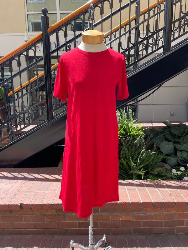 Eileen Fisher Organic Cotton Slubby Jersey Crew Neck Knee Length T-Shirt Dress in Crimson