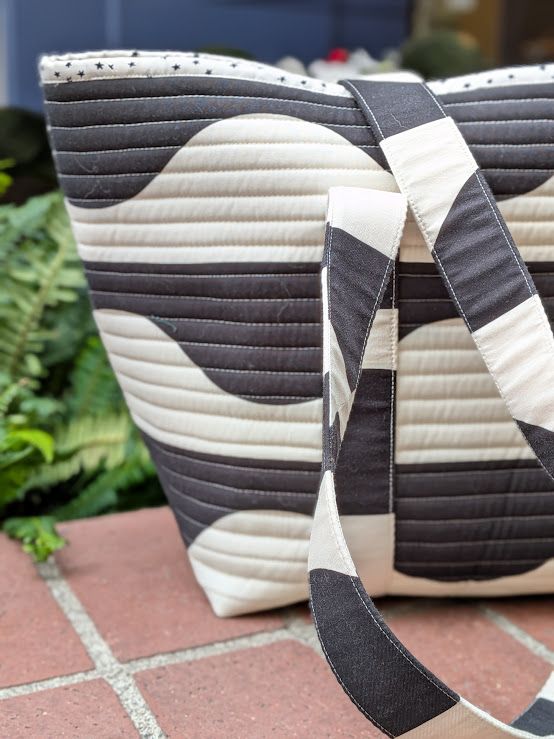 Collins Collective Jolene Medium Everyday Tote in Black/White Groove