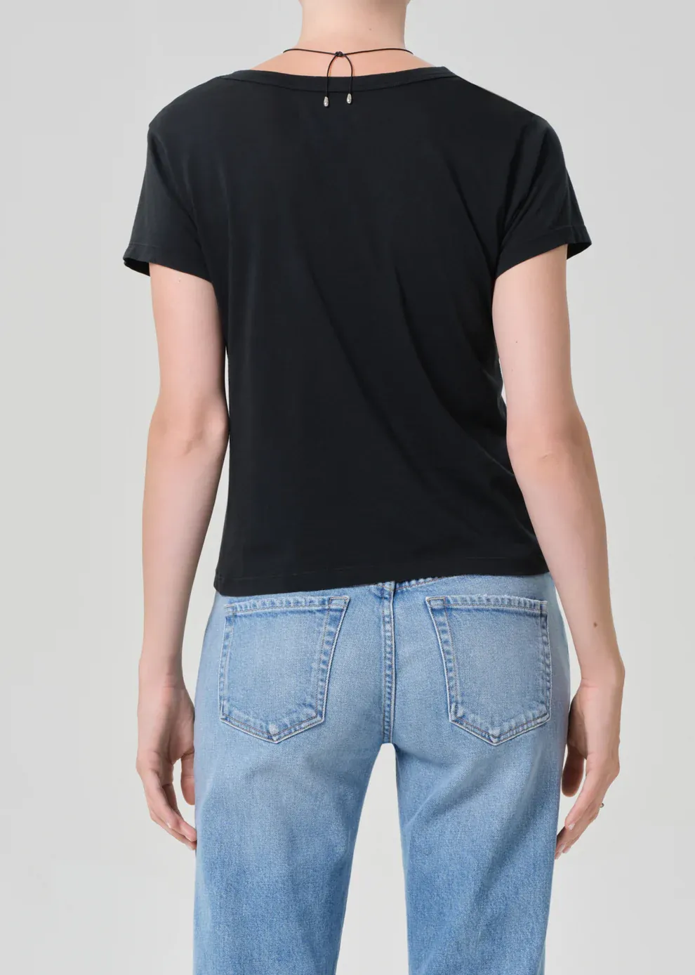 Citizens of Humanity Hara V Neck Tee in Washed Black