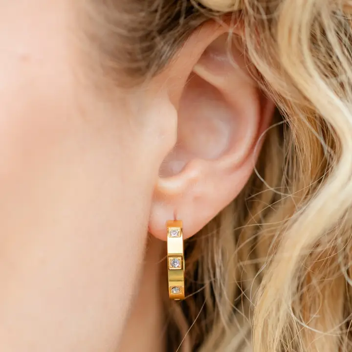 Splendid Iris Contemporary Medium Huggie Earrings in Gold